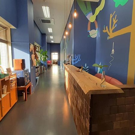 Iruka Hostel Toyama Exteriör bild