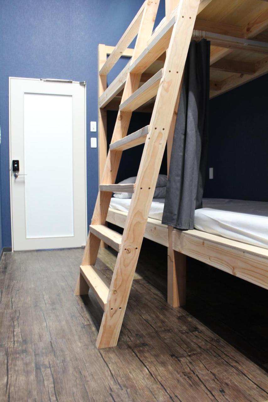 Iruka Hostel Toyama Exteriör bild
