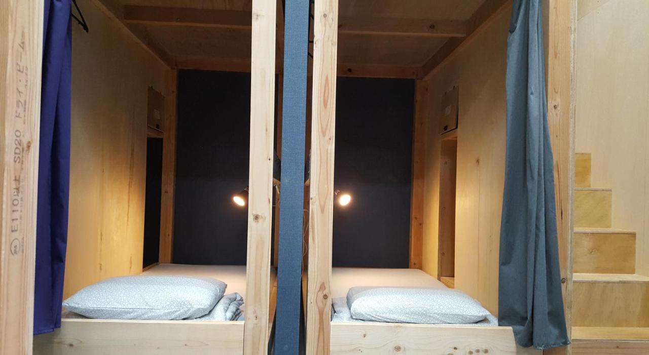 Iruka Hostel Toyama Exteriör bild